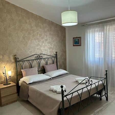 Nina Apartament Giardini Naxos Con Posto Auto Εξωτερικό φωτογραφία