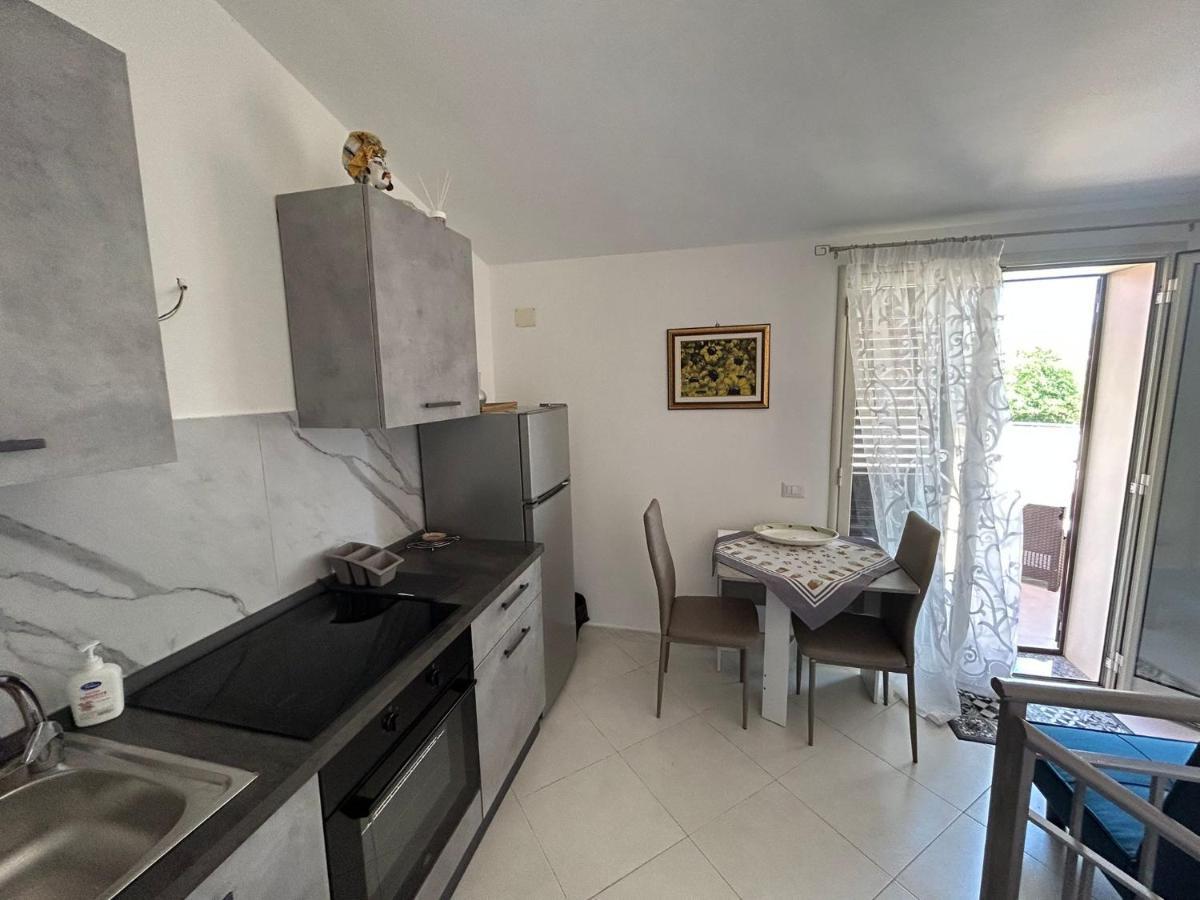 Nina Apartament Giardini Naxos Con Posto Auto Εξωτερικό φωτογραφία